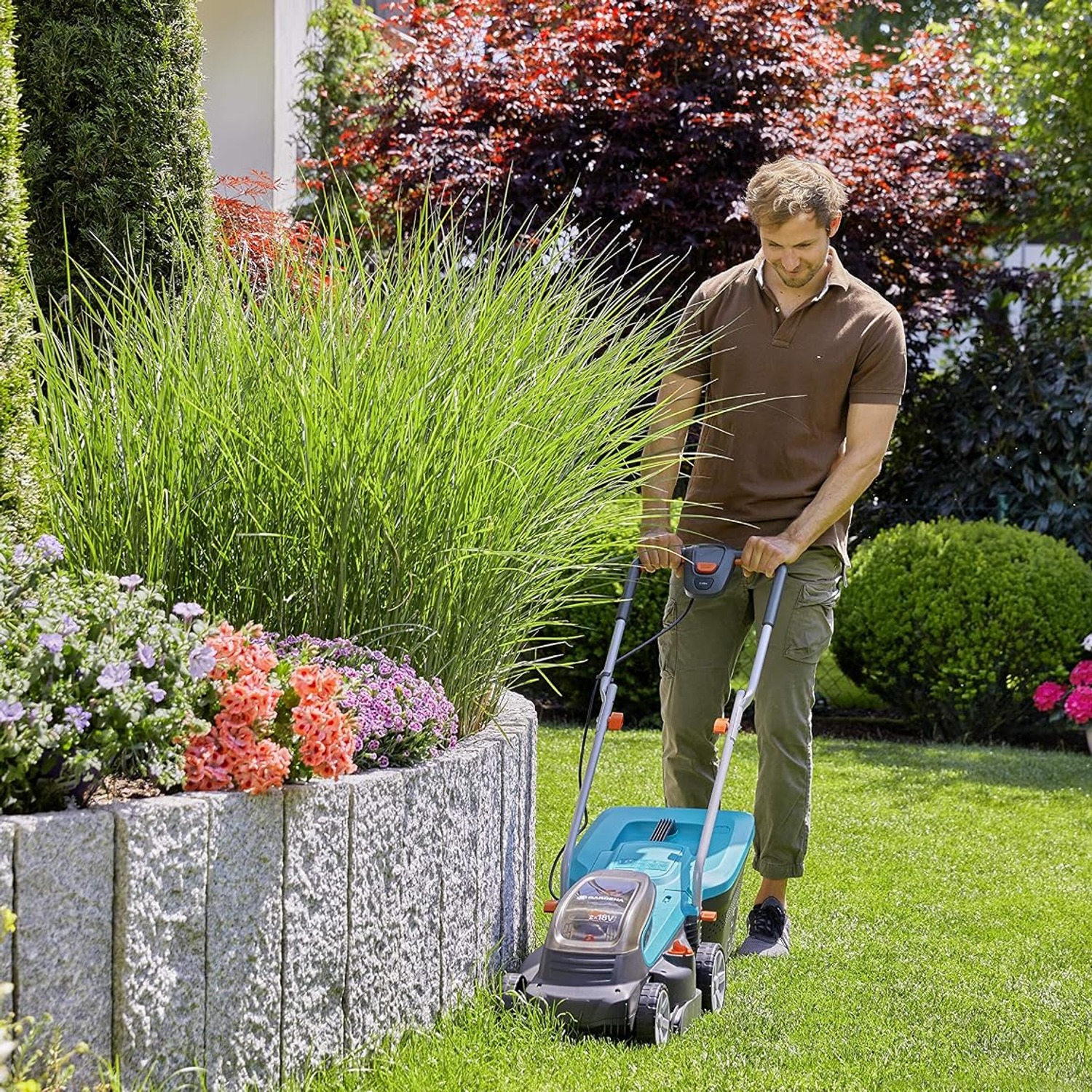 Gardena Compact Cordless Lawn Mower