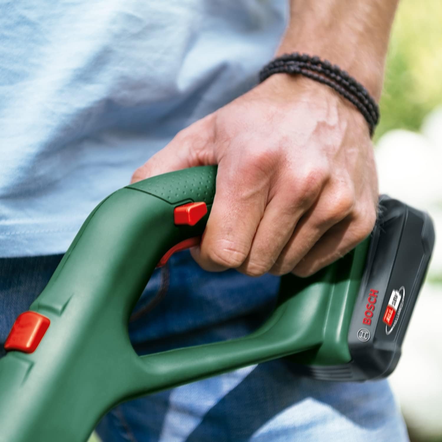Bosch EasyGrassCut 18V-230 Cordless Grass Trimmer Kit